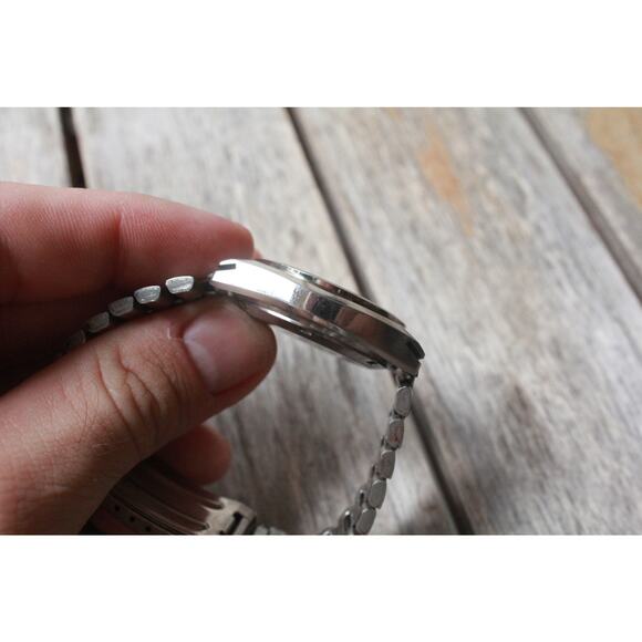 Vintage 1972 Citizen Automatic Mens Silver Watch W/daydate & Gold accents - Picture 8 of 8